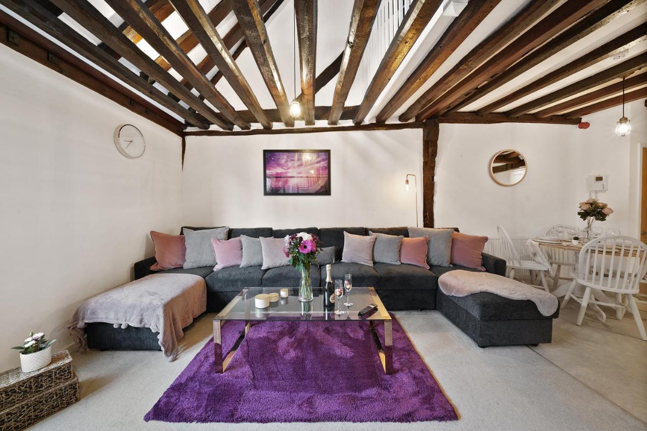 The Stunning Luxury Duplex Of Canterbury Exterior foto